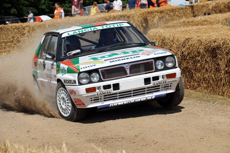 Illustration for article titled Tons Of Classic Rally Cars? Tons Of Classic Rally Cars!